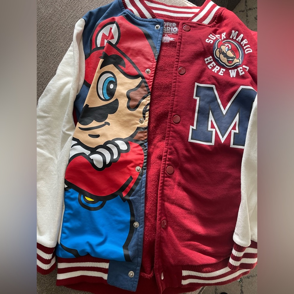 Mario light-weight jacket. XL.